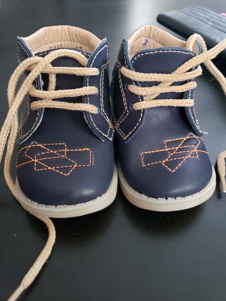Babys shoes