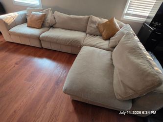 Sectional sofa 4 wide seats