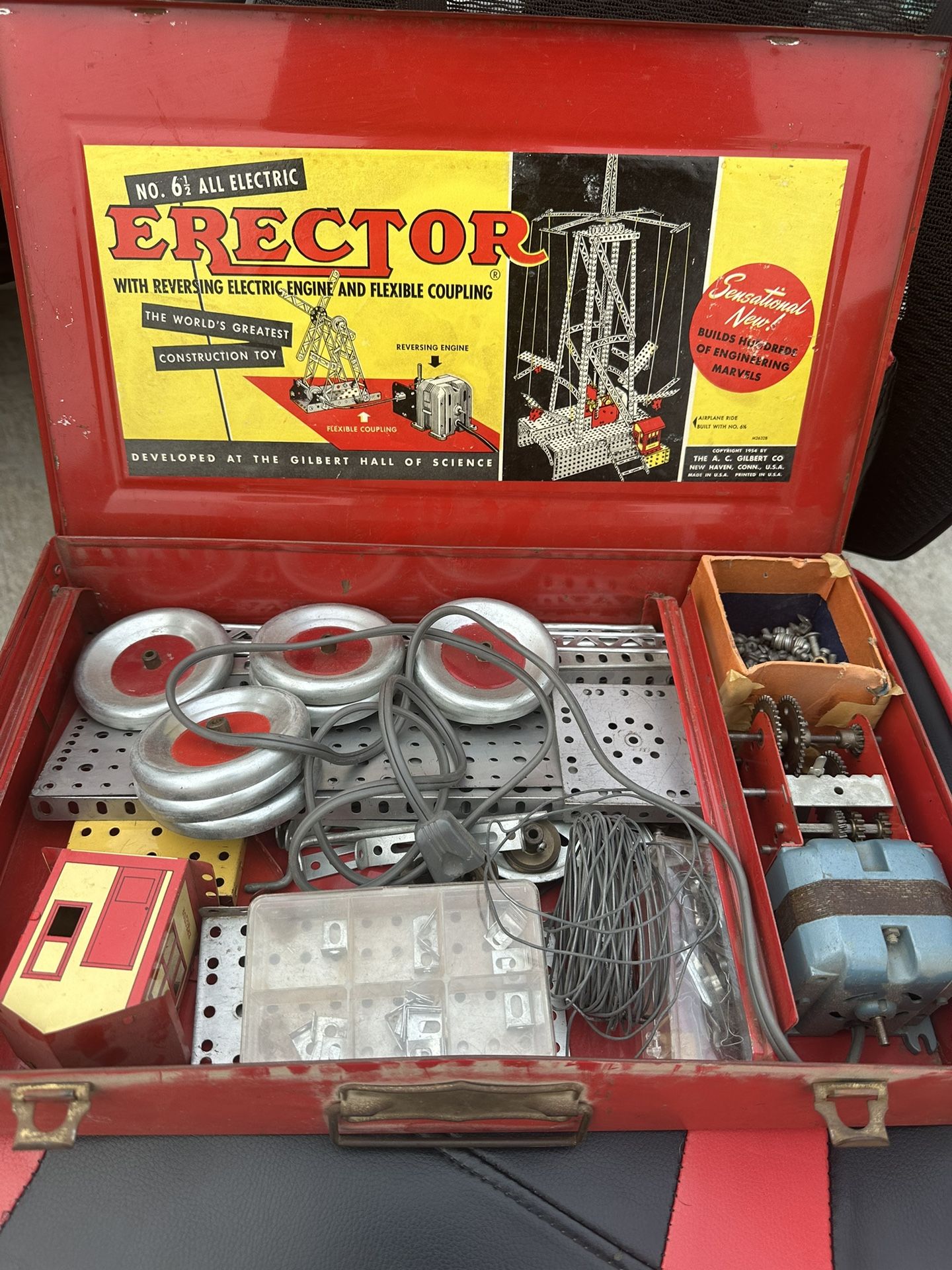Vintage Erector Set Complete And Functional 1954