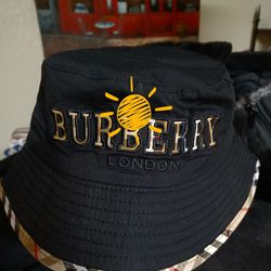 All NEW 
Women's Burberry Hat