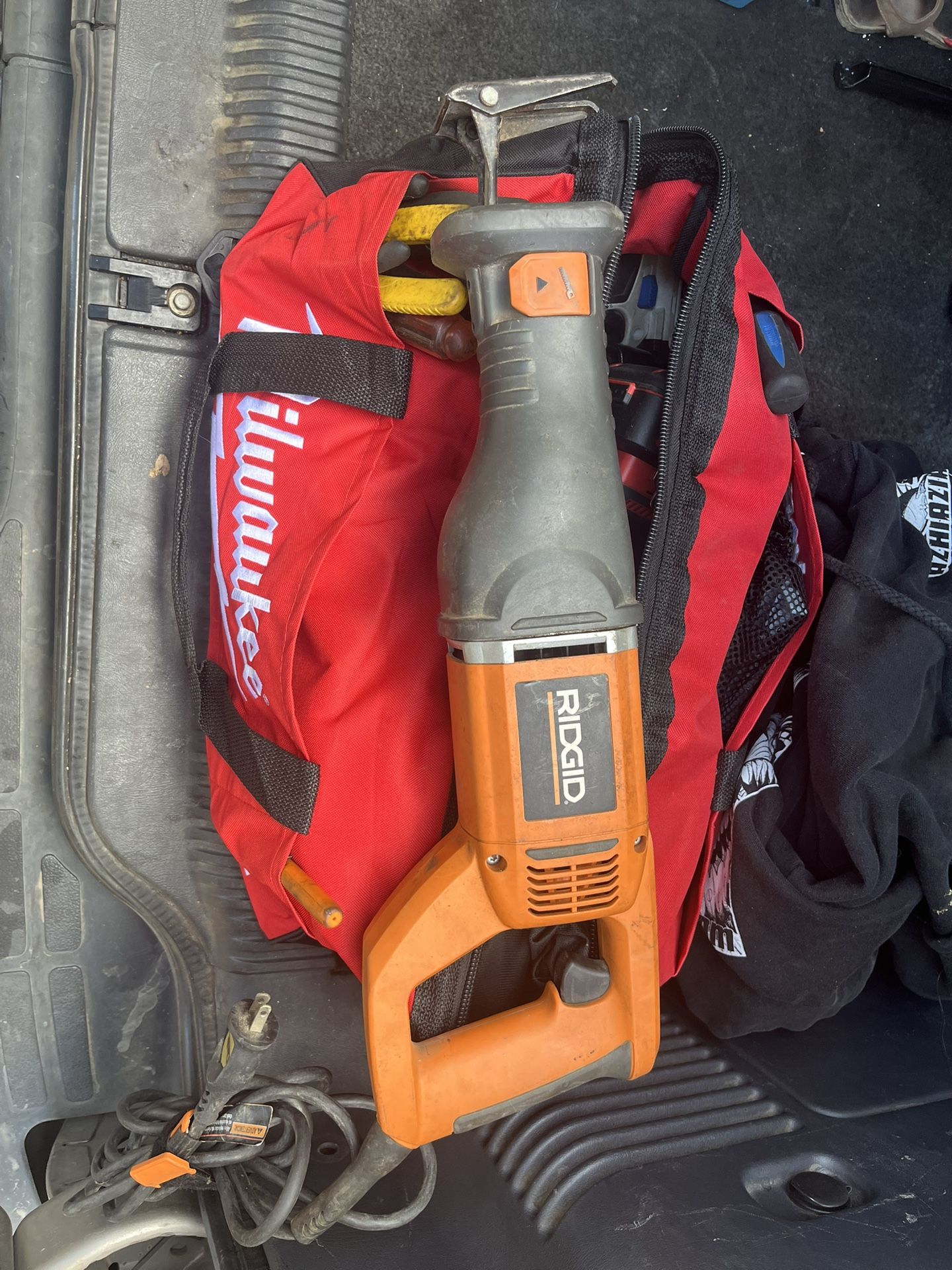 Rigid Reciprocating Saw (R3000)