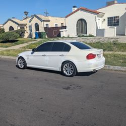 2009 BMW 328i
