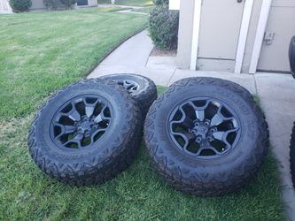 Dodge Ram TRX Wheels And Tires 35” $1500