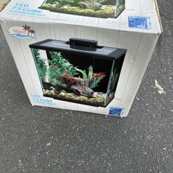 7.5 Gallon Fish Tank