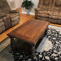 living room table set (couch not included)