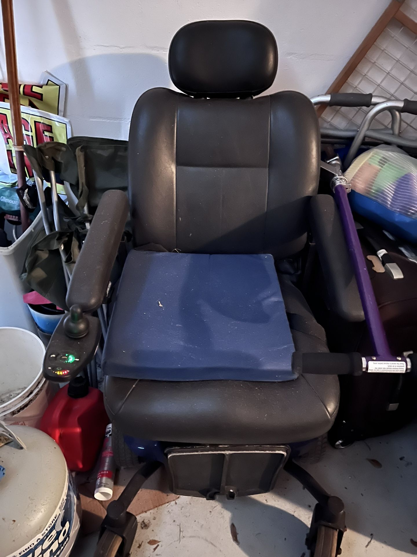 Electric Wheelchair