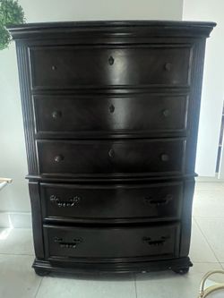 2 Cabinets