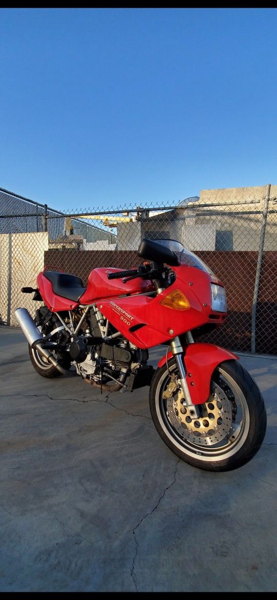 1995 Ducati 900SS