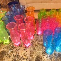 45 Colorful Plastic Cups