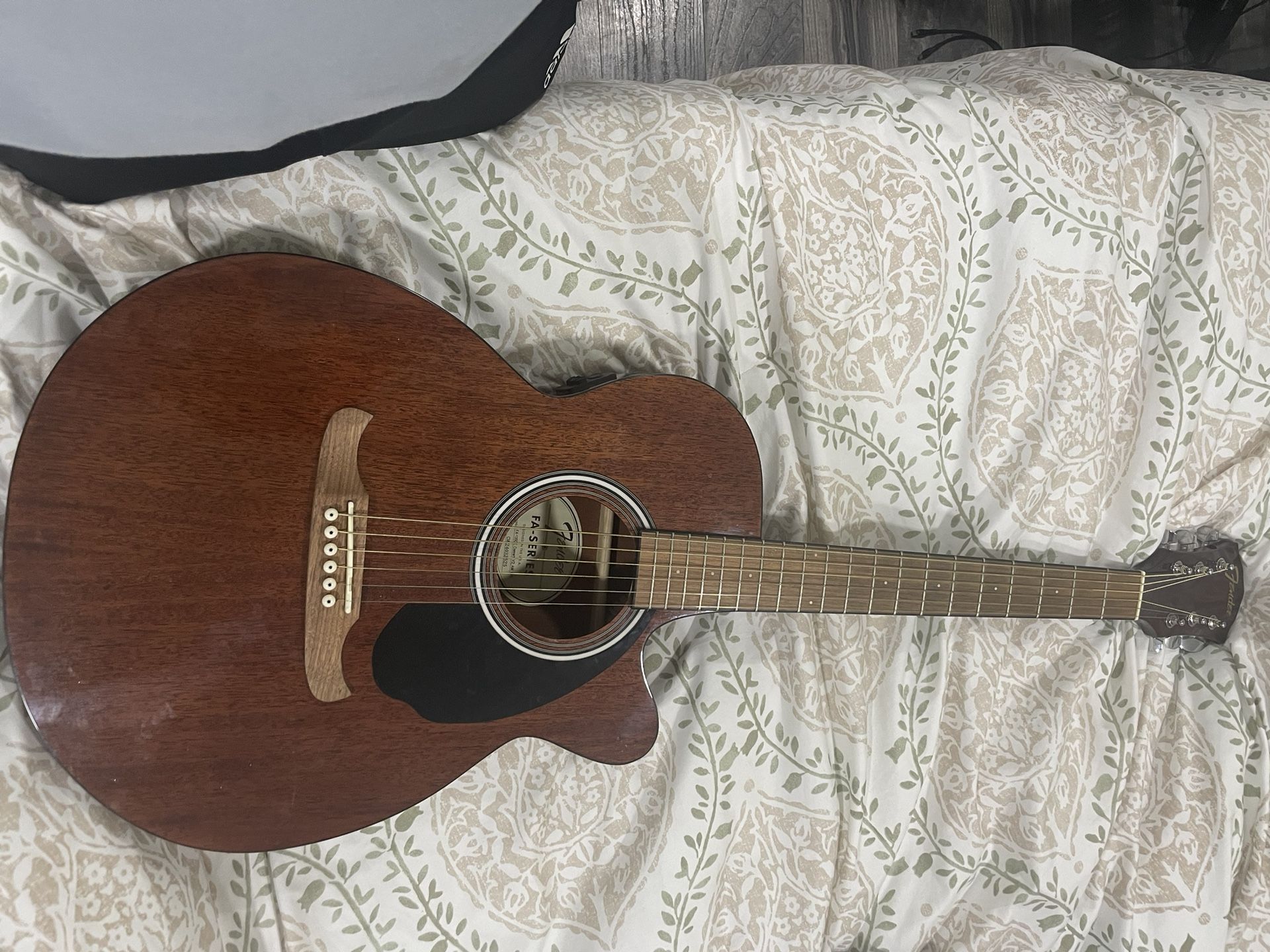 Febder 6 String Electric Acoustic Guitar