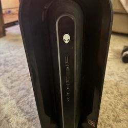 Alienware Aurora R10 Ryzen Edition RTX 3090 