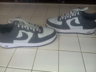 Nike Air Force One's NEW