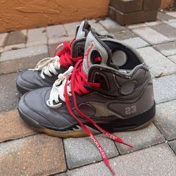 Jordan 5 Off white Size 11 Men Gray 