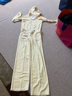 One outfit in beautiful lemon color