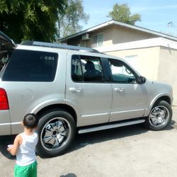 2006 Ford Explorer 