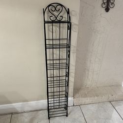 Wrought-Iron Bathroom Rack