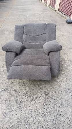 Manual recliner chair