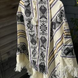 Vintage Shawl/Pancho 