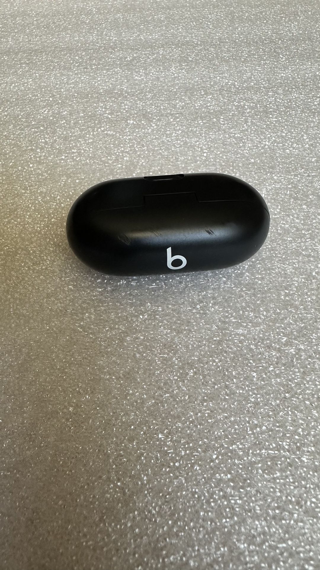 Beats Buds Charging Case