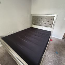 Queen Bed Frame With Dresser And Night Stand 