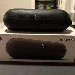 Beats Pill