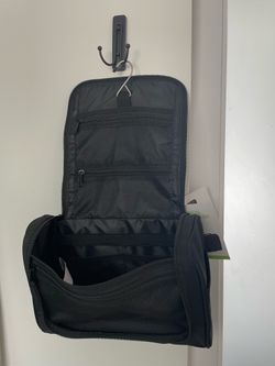 Black Hanging Travel Toiletry Bag