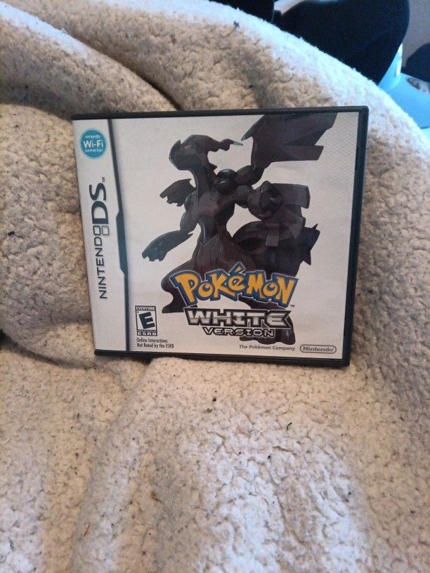 Nintendo DS Pokemon White Version & Pokemon G Games