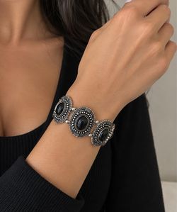 Silver Tone Black Stone Concho Bracelet