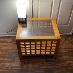 *MOVING SOON* Modern Glass Coffee Table – Sturdy & Stylish