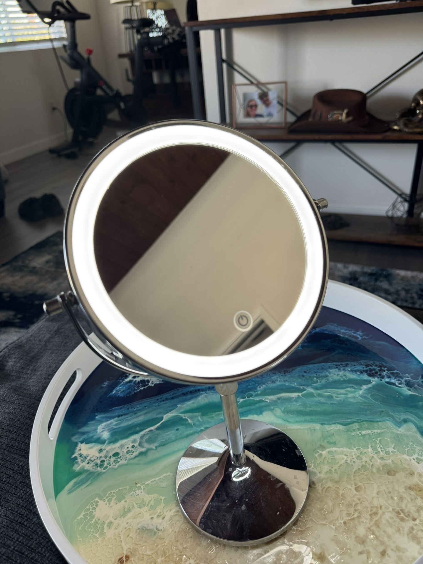 Double Sided Vanity Mirror Light