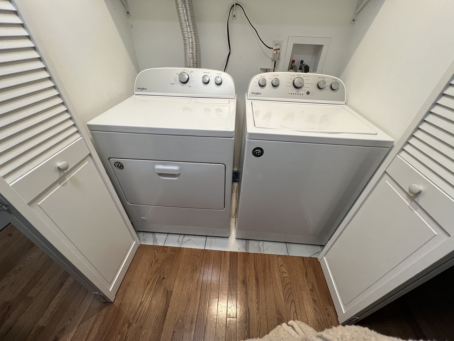 Whirlpool Washer And Dryer 