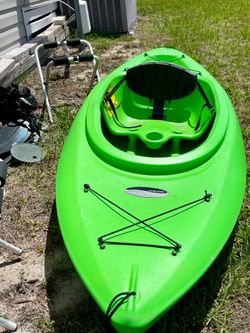 8.6 foot kayak