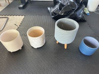 Indoor planters - pots for plants 4 (four)