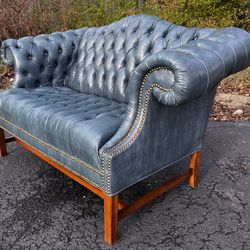 🚚  Vintage Chesterfield Loveseat  Leather, Tufted, Blue