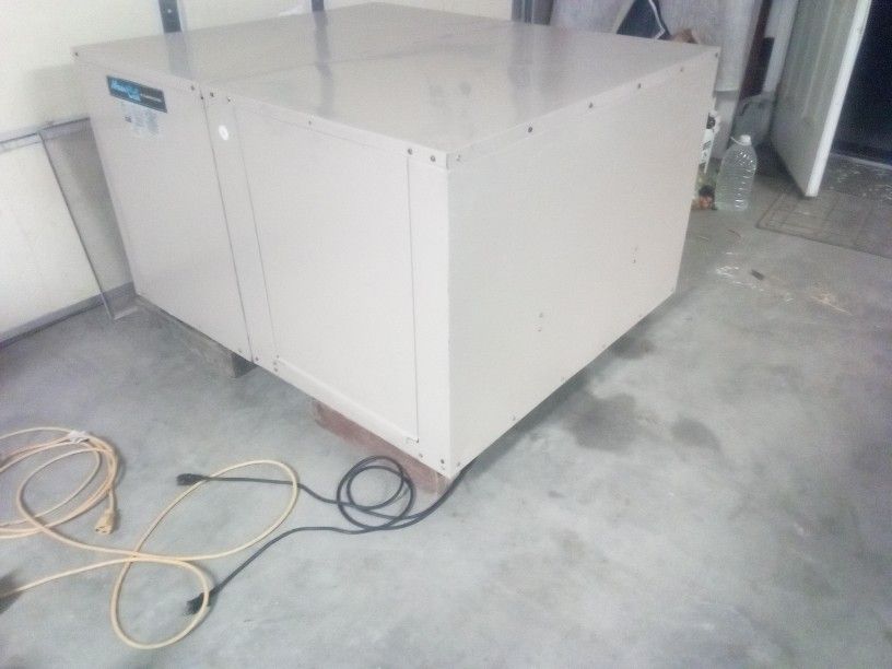 Mastercool Downdraft Roof Cooler