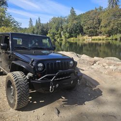 2009 Jeep Wrangler Grill