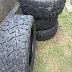 *** 4 TOYO open Country Tires ** MEATY ** 35 X 12.50 R22 ***