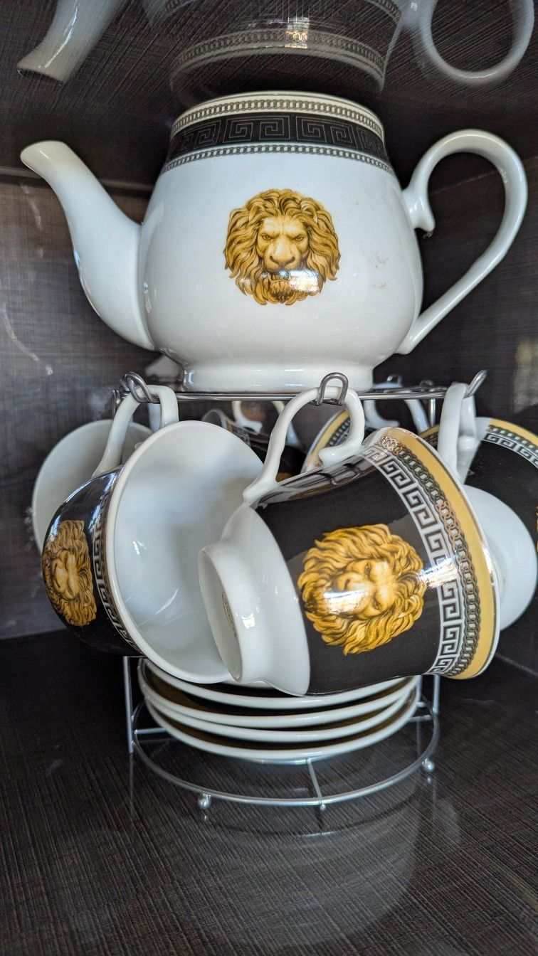 15 PC porcelain Tea Set - New