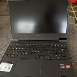 HP Victus Gaming Laptop – Excellent Condition