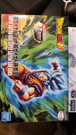 Dragon Ball z goku figurine