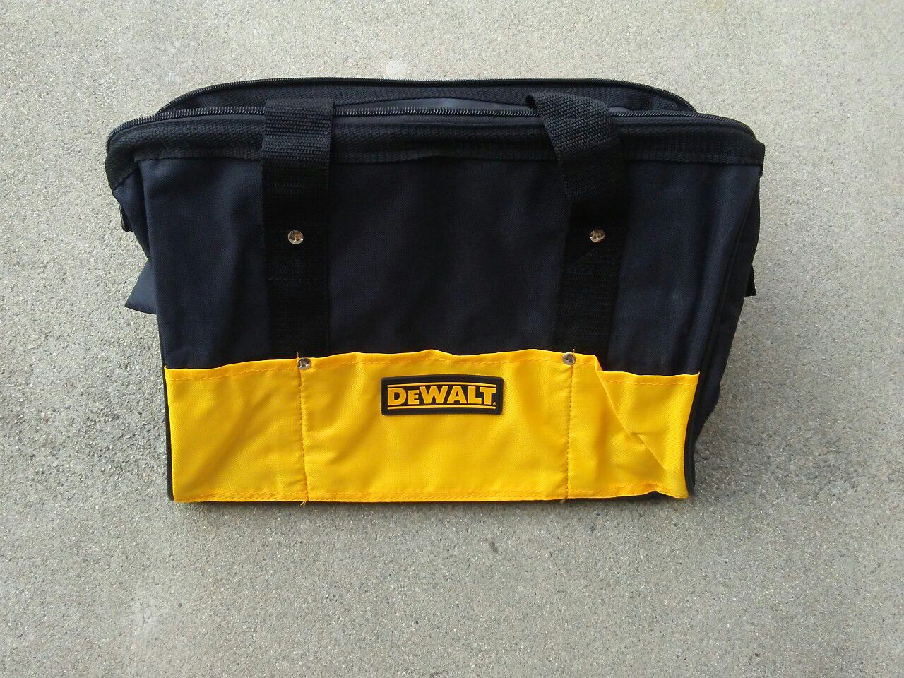 DeWalt Tool Bag 15" NEW $10