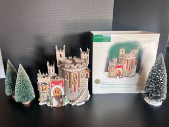 Department 56 Dickens Village Heathmoor Castle