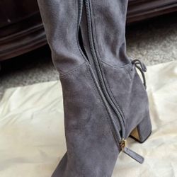 New Tory Burch Size 5 Suede Boot