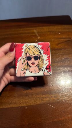 Taylor swift mirror