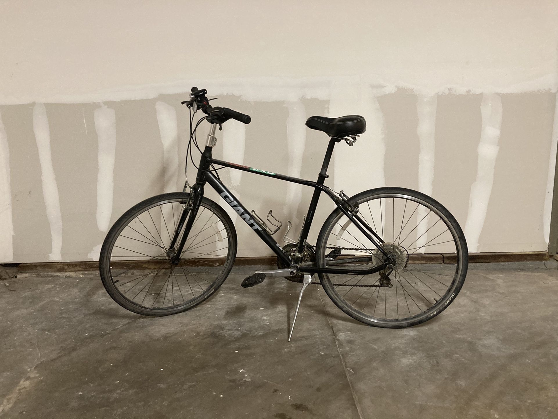 Commuter Bike - Giant