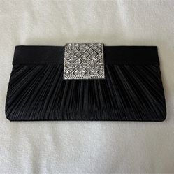 Women’s Black Clutch With RhineStones. 