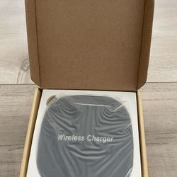 New In Box Fast Wireless Charger Compatible With All Qi Enabled Device