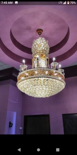 New crystal chandelier great condition
