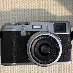 Fujifilm Black and Silver Cameras-and-accessories((57)34
