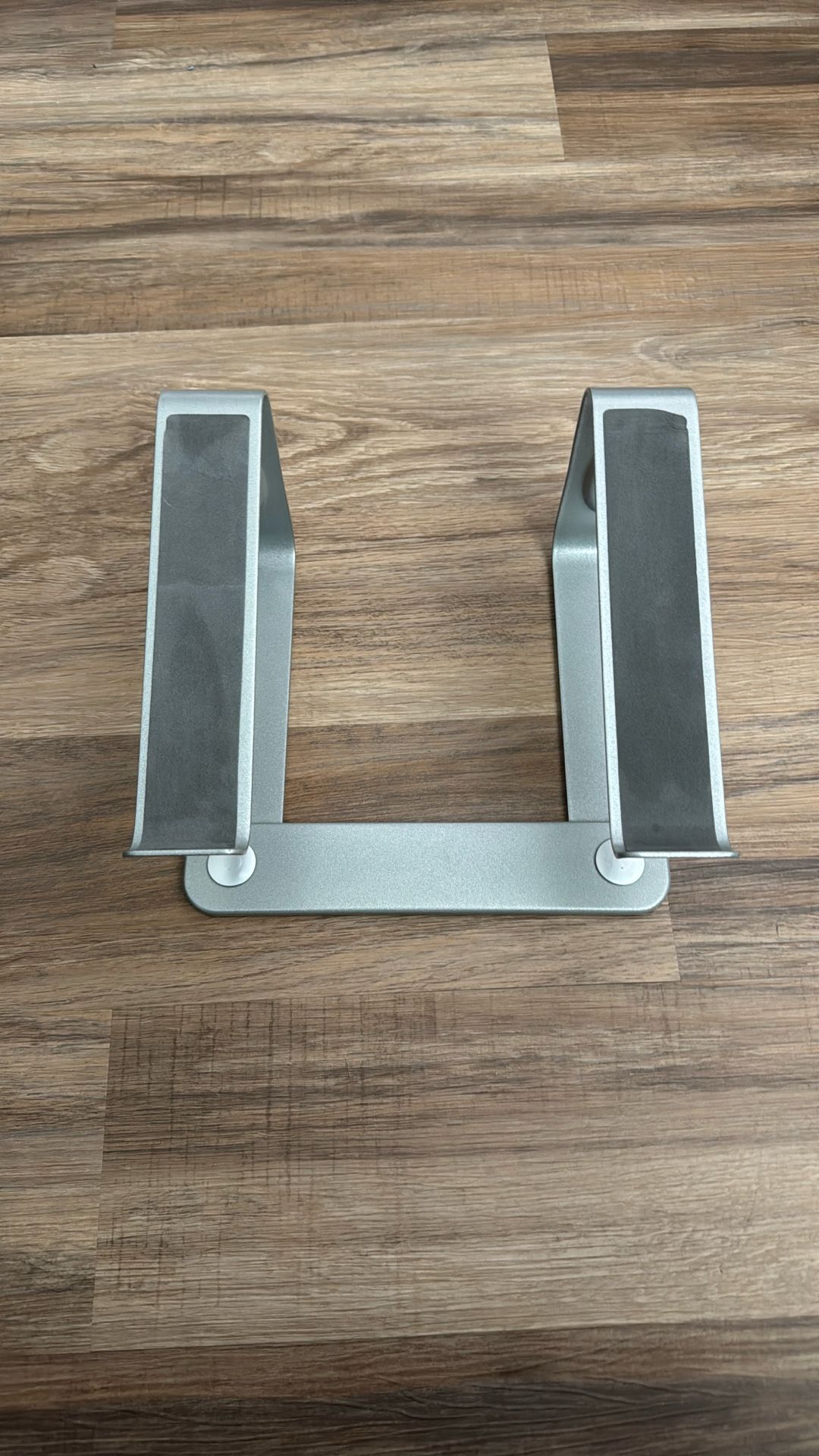 Laptop stand / holder